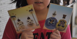 写真：押し花のお雛様