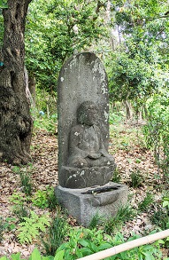 石橋供養塔の写真