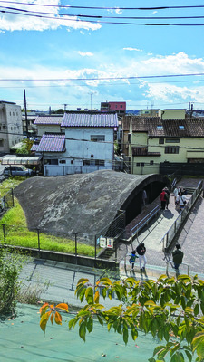 府中市史跡・旧陸軍調布飛行場白糸台掩体壕