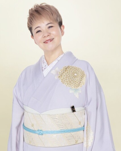 島津亜矢画像